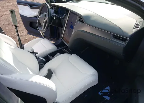 2019 Tesla Model X P100D/Performance из США, поврежденный, VIN 5YJXCAE43KF192316